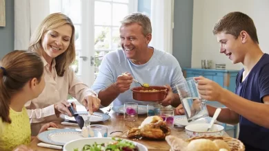 آیا ساعت غذا خوردن تأثیری بر طول عمر دارد؟