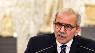 لبنان: ایران سفیر جدید معرفی کند