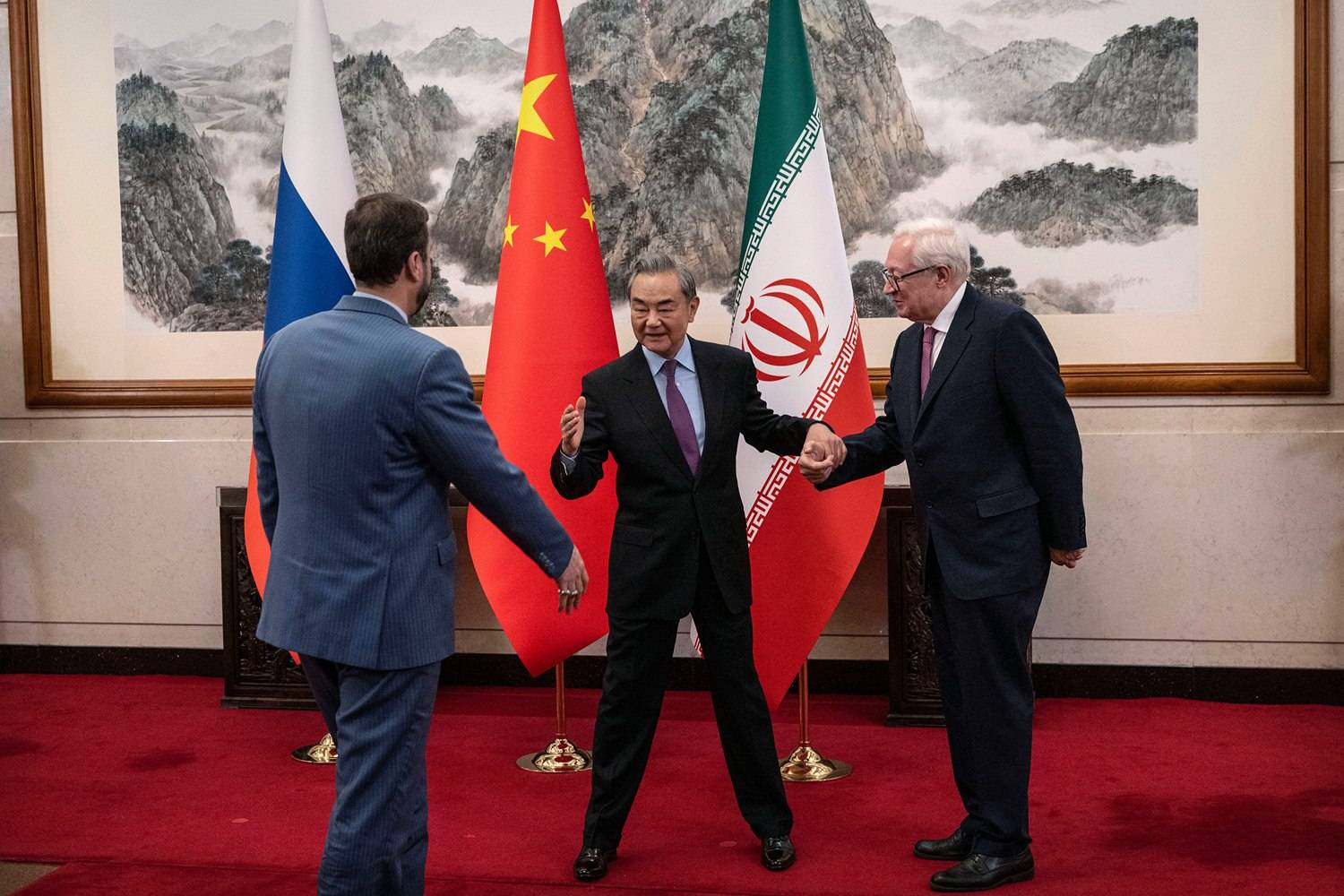 نفت ایران در برابر عناصر نادر خاکی؛ معمای بزرگ واشنگتن