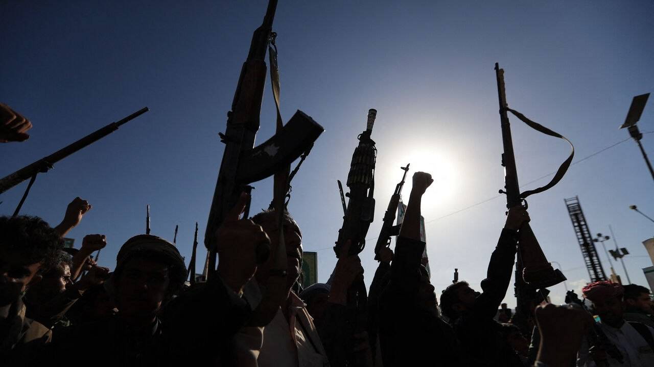 جنگ یمن به قلب اقتصاد عربستان رسید | بن سلمان هیچ گزینه ای برای پیروزی ندارد