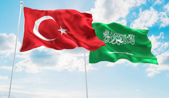 ادعای پرواز دو هواپیمای مرتبط با عربستان و ترکیه به تهران
