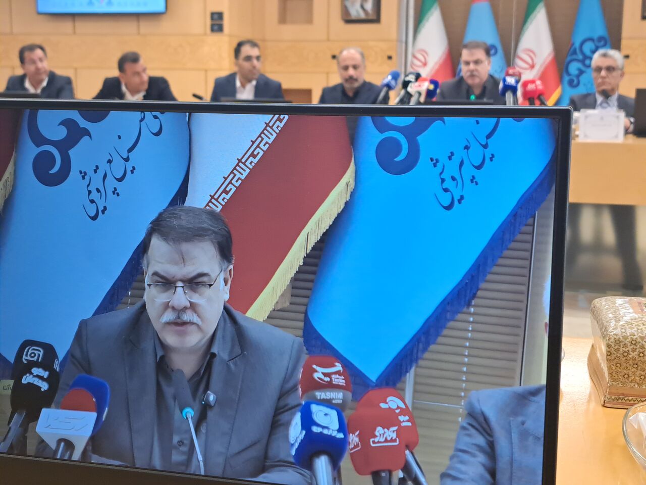 امید شاکری