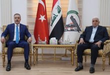 دیدار وزیر خارجه ترکیه با رئیس سازمان الحشد الشعبی در بغداد