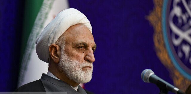رئیس قوه قضائیه: نباید هیچ متهمی را بلاوجه بازداشت کرد