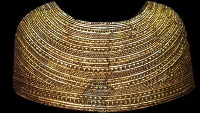 شنل طلای «مولد» (Mold)