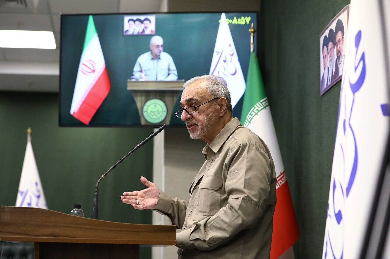 اخلاقی وزیر دفاع و پشتیبانی نیروهای مسلح شد